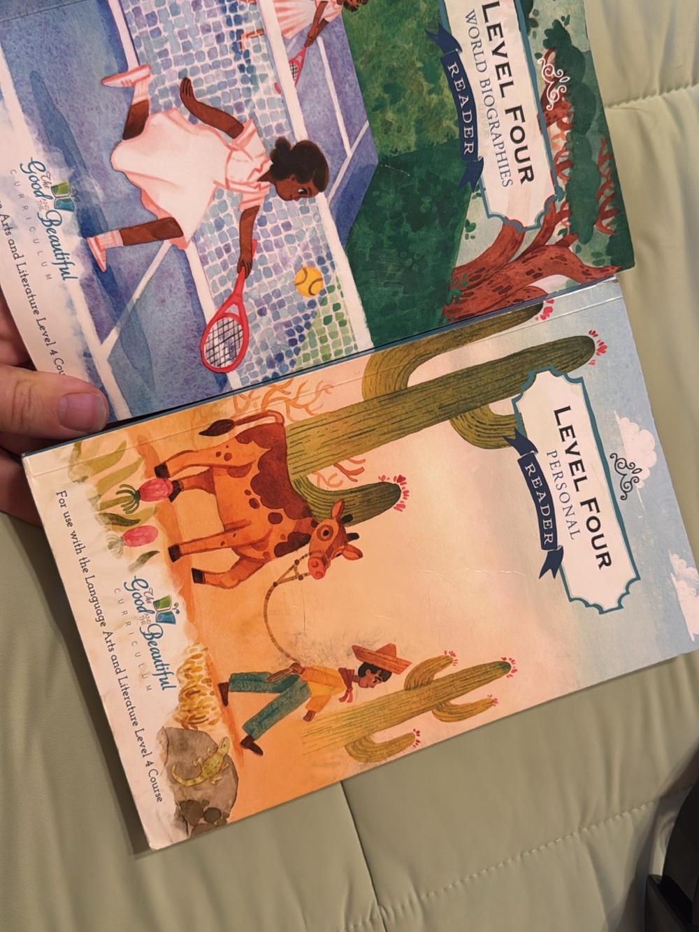 Level Four Readers - Illustrated Kids Book Set (Blue, Green)